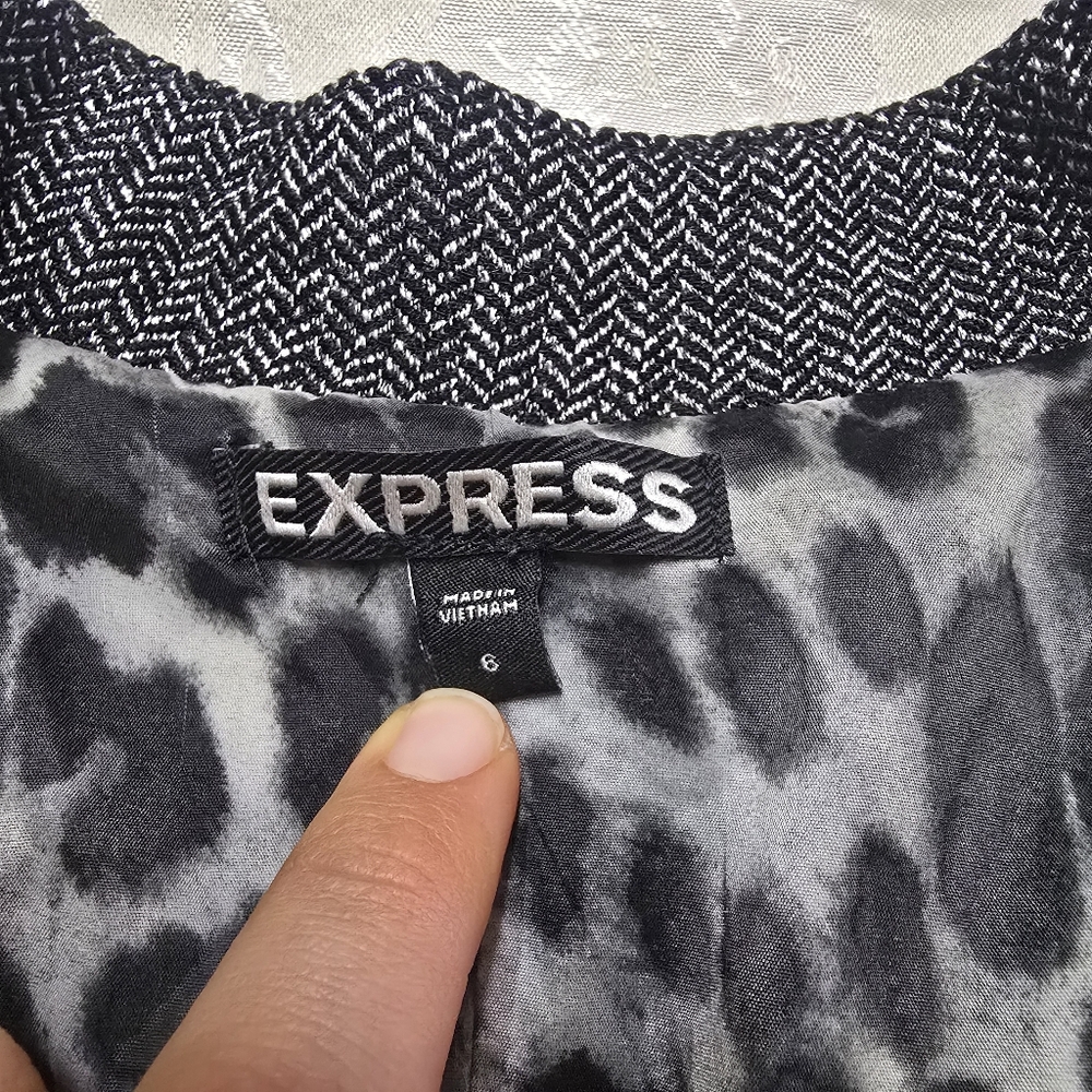 Express Women Herringbone Blazer Leopard Print Size 6 Work Church Tweed Elegant - Picture 3 of 9